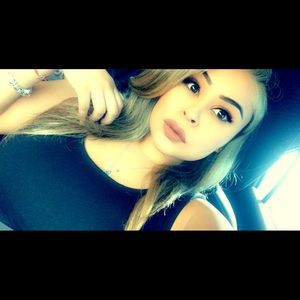 Meet your Posher, Jaquelyn